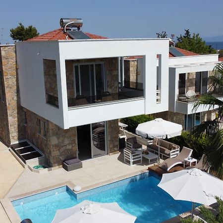 Villa Douglas - Private Pool, Bbq, 4Bdrms, View Pefkochori Zewnętrze zdjęcie