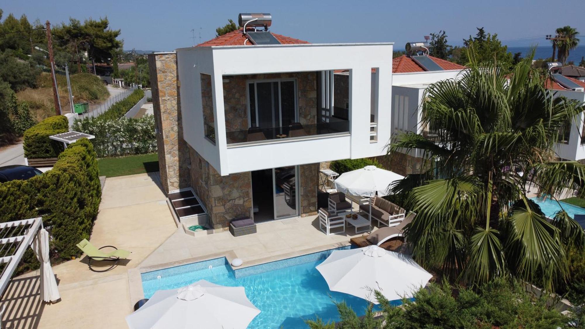 Villa Douglas - Private Pool, Bbq, 4Bdrms, View Pefkochori Zewnętrze zdjęcie