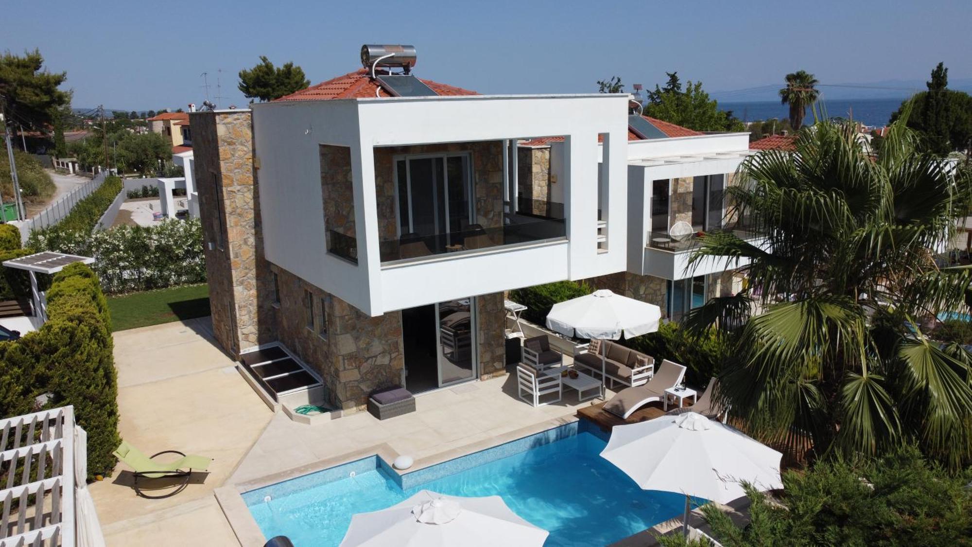 Villa Douglas - Private Pool, Bbq, 4Bdrms, View Pefkochori Zewnętrze zdjęcie
