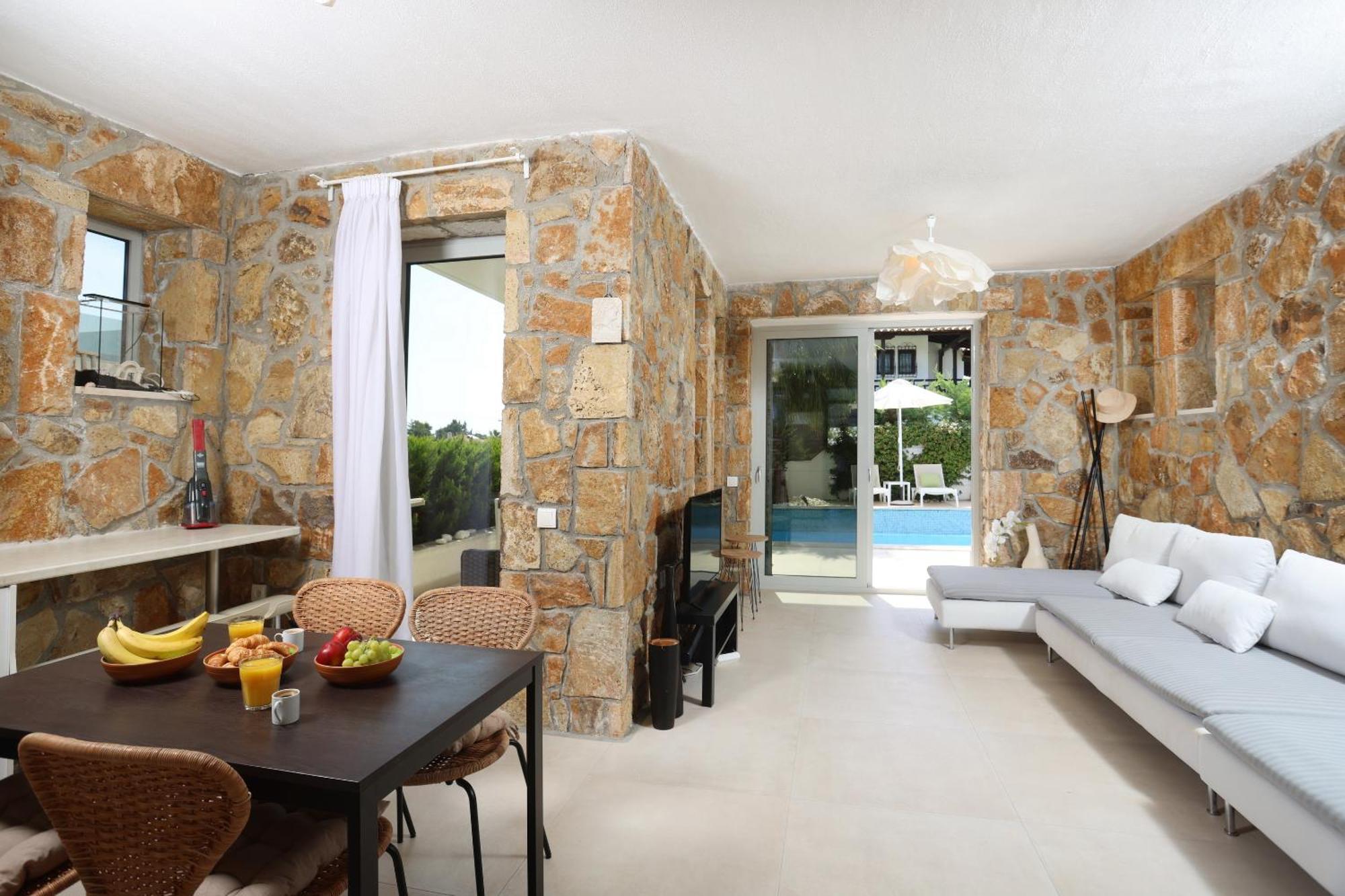 Villa Douglas - Private Pool, Bbq, 4Bdrms, View Pefkochori Zewnętrze zdjęcie
