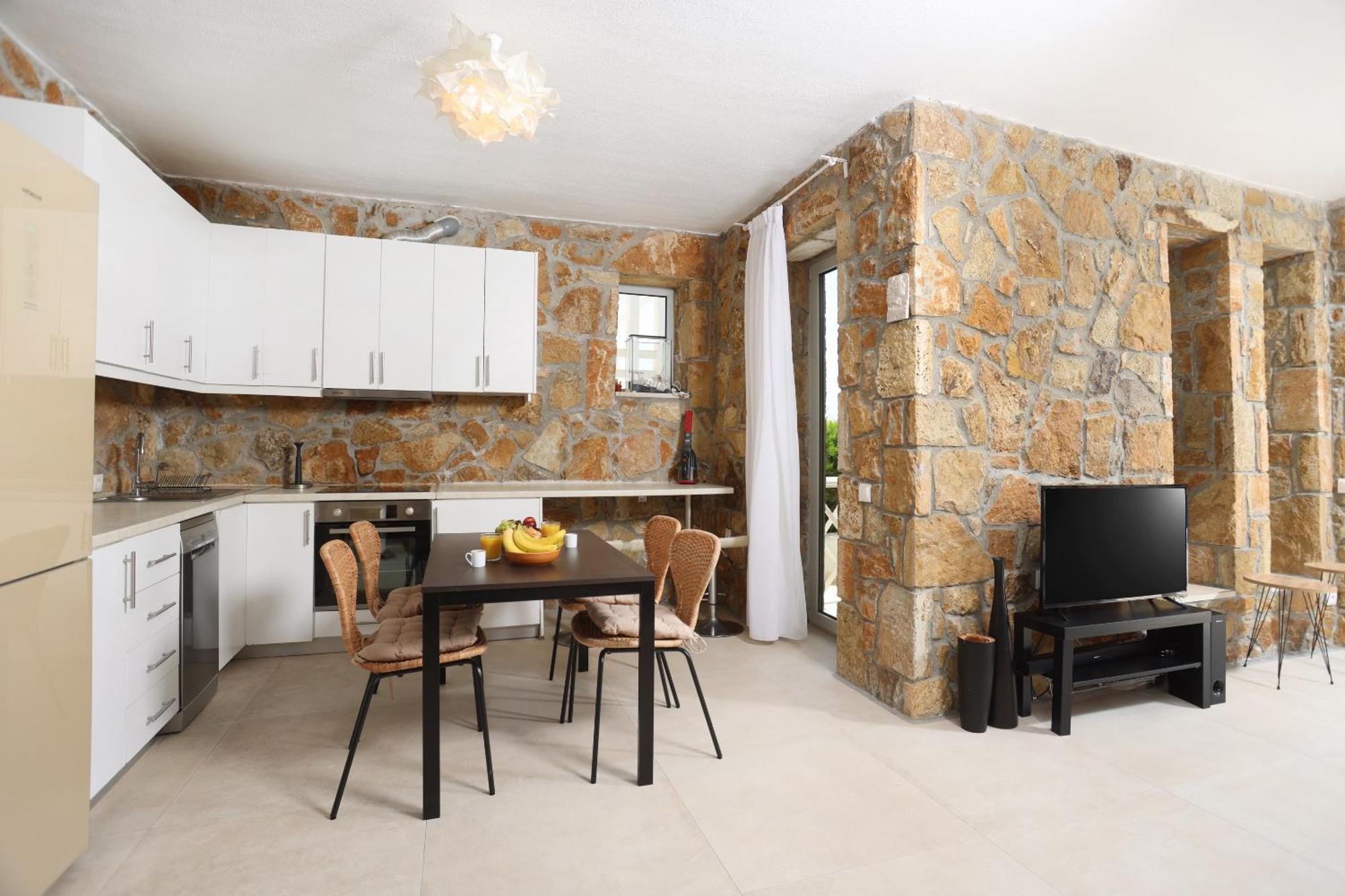 Villa Douglas - Private Pool, Bbq, 4Bdrms, View Pefkochori Zewnętrze zdjęcie
