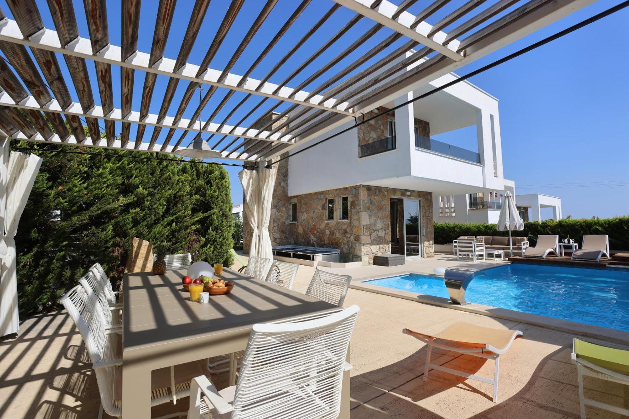 Villa Douglas - Private Pool, Bbq, 4Bdrms, View Pefkochori Zewnętrze zdjęcie
