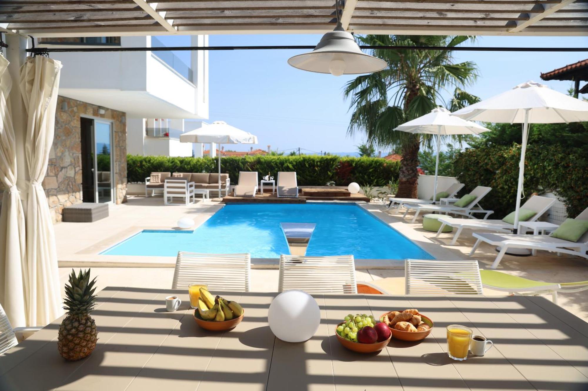 Villa Douglas - Private Pool, Bbq, 4Bdrms, View Pefkochori Zewnętrze zdjęcie
