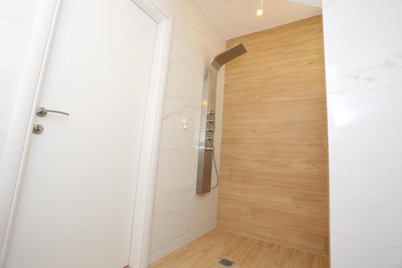 Villa Douglas - Private Pool, Bbq, 4Bdrms, View Pefkochori Zewnętrze zdjęcie